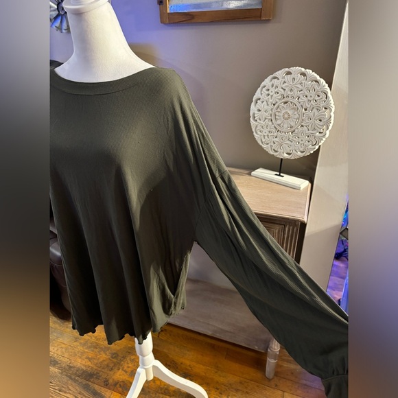 Free People Shimmy Shake Top - Picture 3 of 10